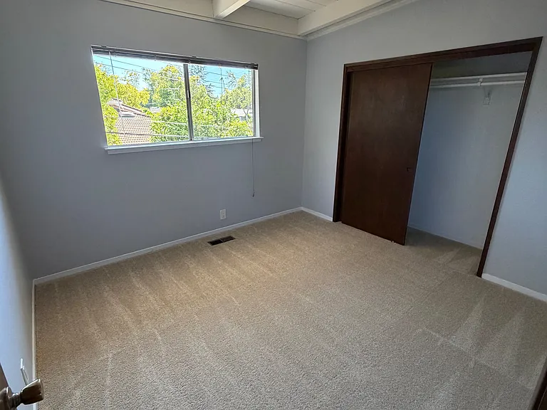 3630 Lupine Ave — Photo 21