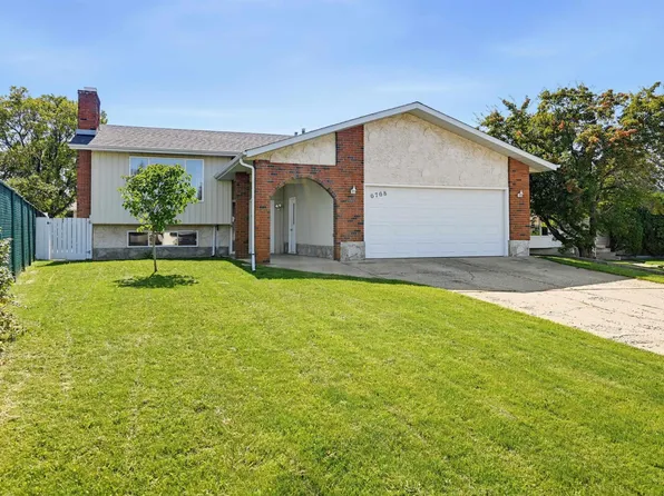 6768 39th Ave NW, Edmonton, AB T6K 1T8