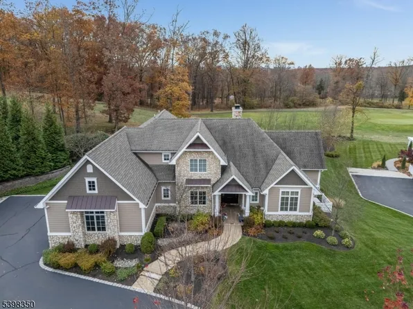 18 Brady Drive West, Peapack Gladstone Boro, NJ 07934