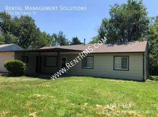 1331 SW Croix St, Topeka, KS 66611