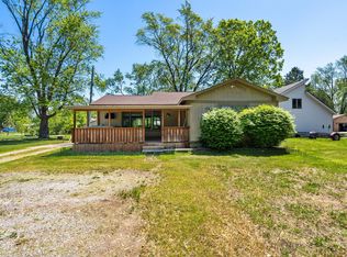 1742 N Wixom Rd, Wixom, MI 48393