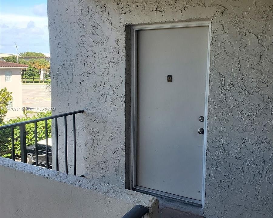 Dadeland Grove Condominiums 6902 N Kendall Dr Miami, FL Zillow