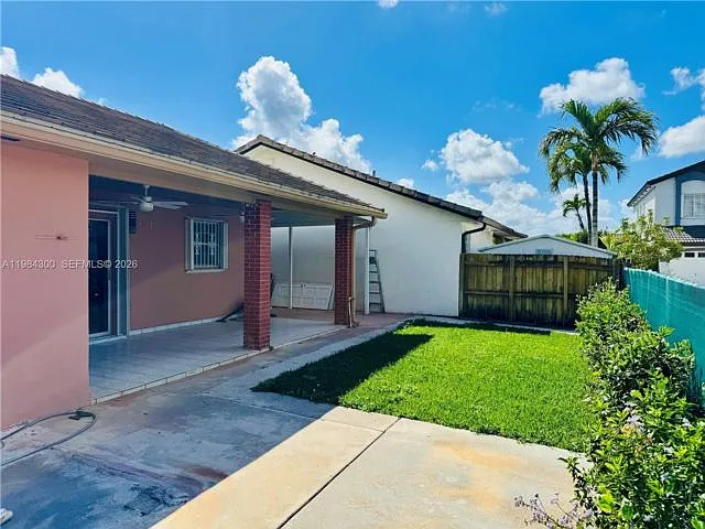 14325 SW 11th Ter — Photo 9