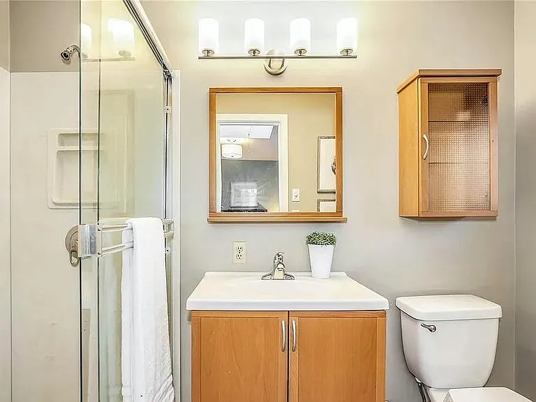 6200 24th Ave NE #1 — Photo 10