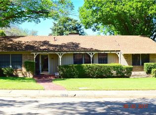 859 Misty Glen Ln, Dallas, TX 75232