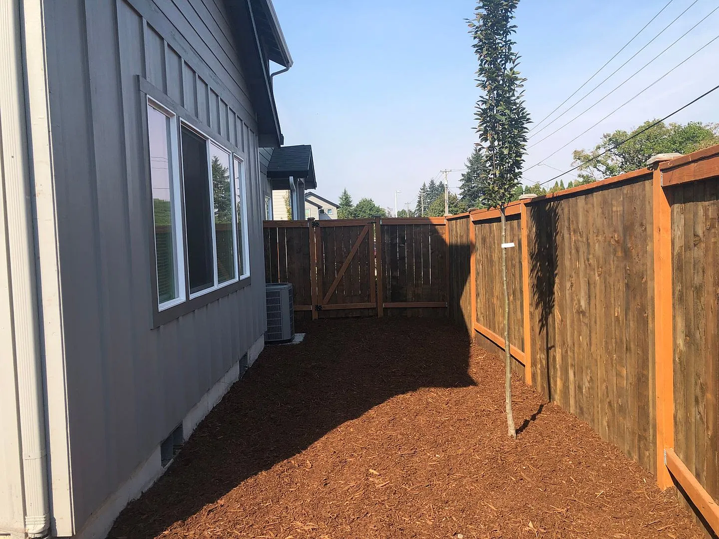 Newer 3-bedroom, 2.5 bath duplex in desirable neighborhood! — Photo 4
