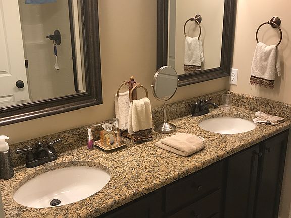 4th image of 9556 Aster Ln