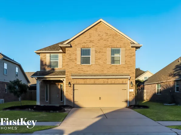 1315 Lucas St, Pearland, TX 77581