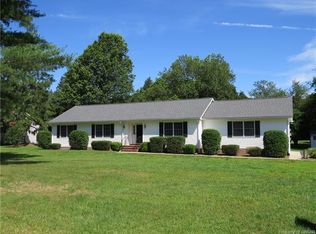 430 Keith Ave, Kilmarnock, VA 22482