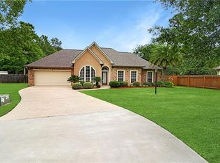 2018 Green Ct, Mandeville, LA 70448