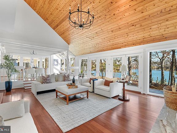 5th image of 48 Poplar Point Rd