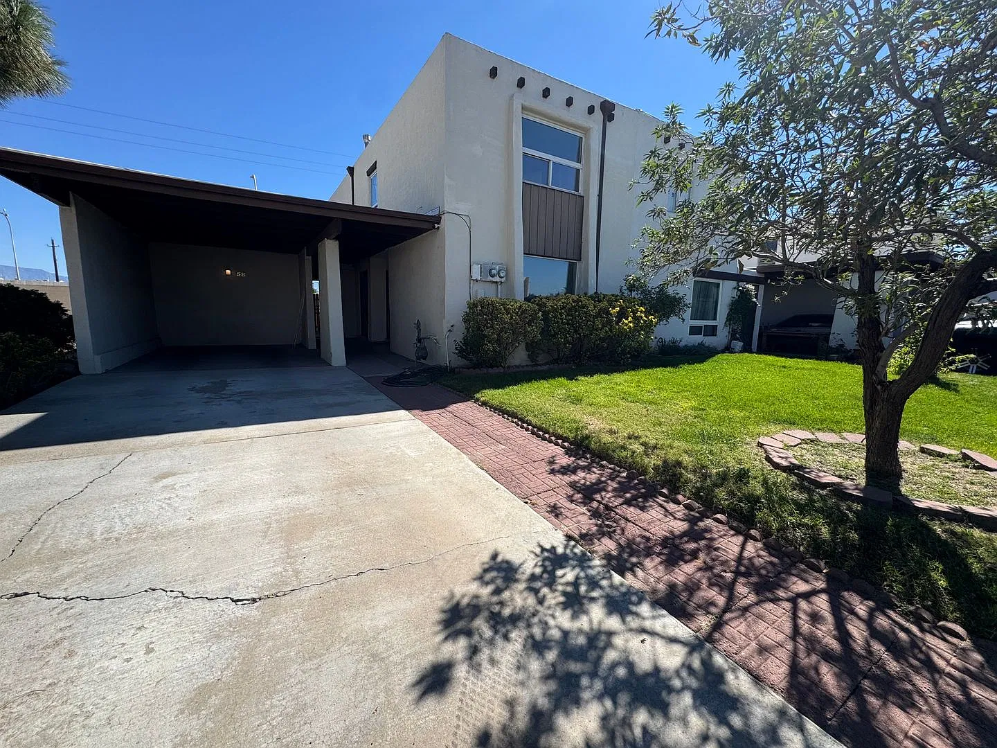 Beautiful home available in Ladera Heights. — Photo 2