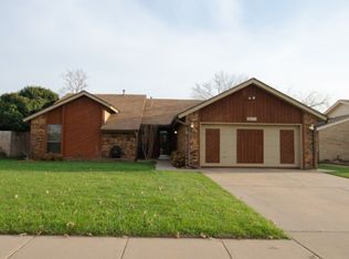 2712 Morrison Trl, Edmond, OK 73012