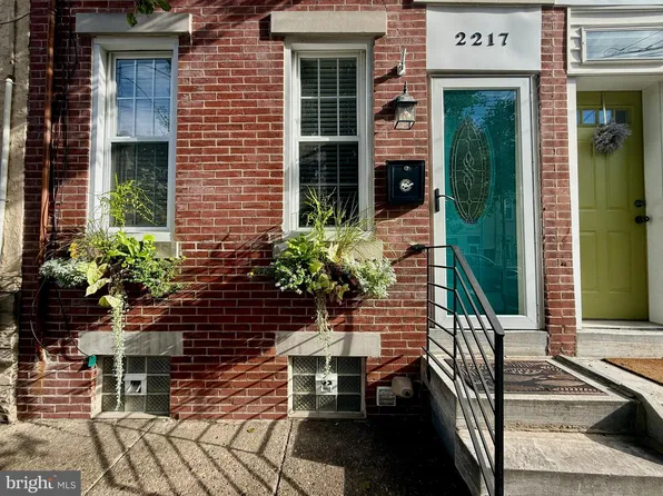 2217 Memphis St, Philadelphia, PA 19125