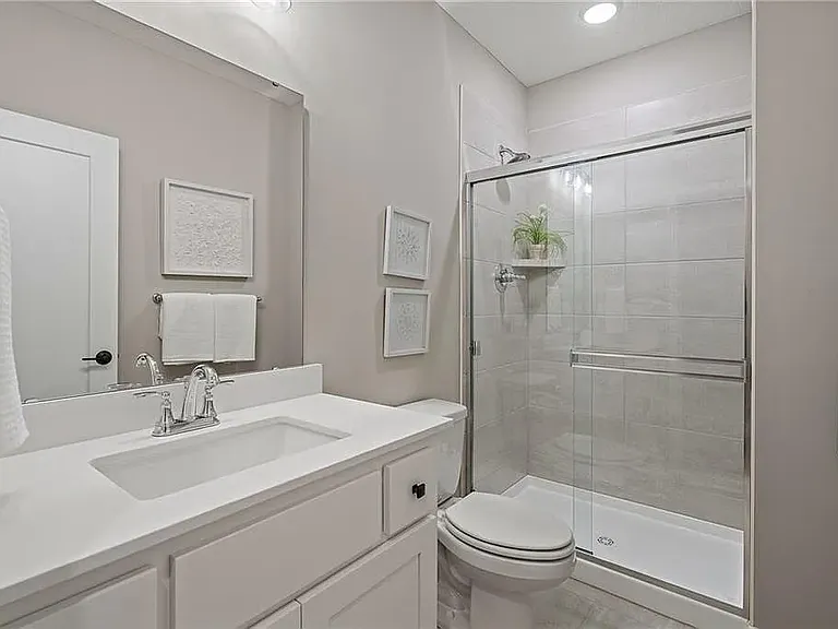Lower bath