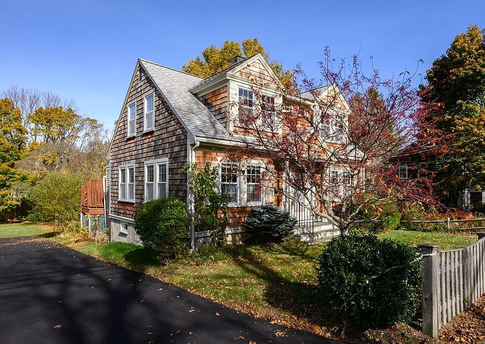 36 First Parish Rd, Scituate, MA 02066 | Zillow