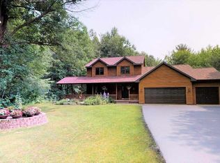 1794 Zion Ln, Abrams, WI 54101
