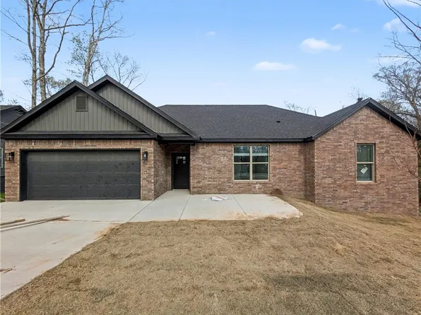 92 Ayr Dr, Bella Vista, AR 72715