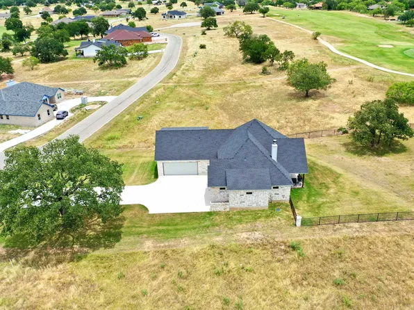 153 Oak Grove Pkwy, Kingsland, TX 78639