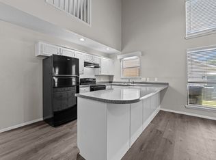 Silver Falls Townhomes, Longview, TX 75604