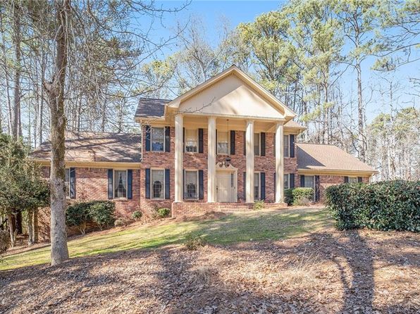 zillow homes for sale stone mountain ga