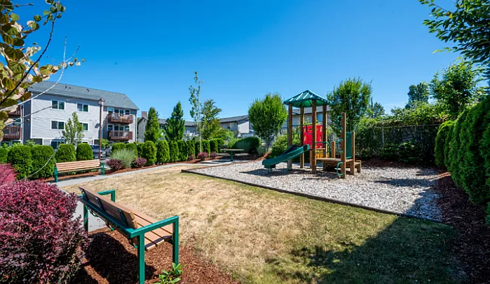 Ambaum Place I | Modern Apartment Homes w/ In-Unit Laundry! — Photo 9