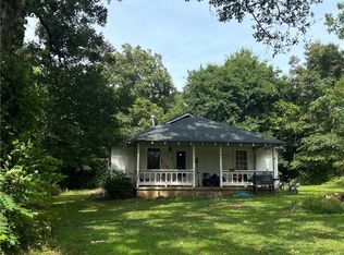 709 Friendship Rd, Seneca, SC 29678