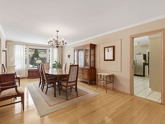 5th image of 6543 N Kolmar Ave