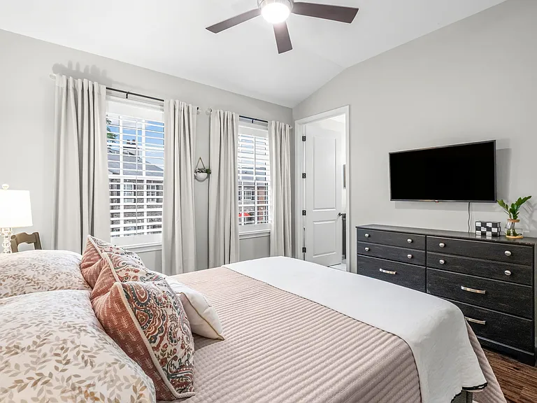 Upstairs guest room
