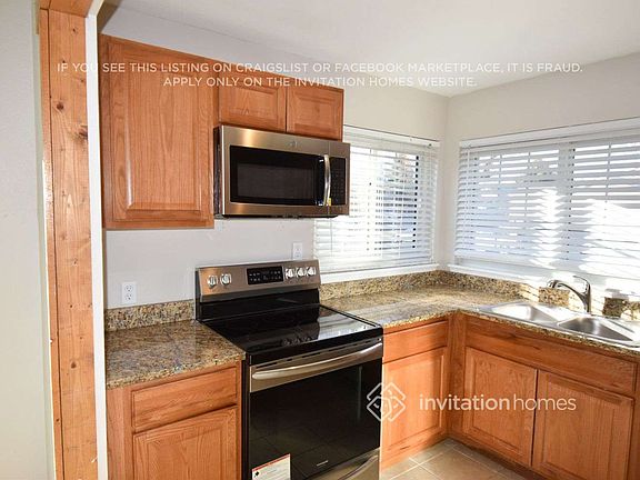 3rd image of 9918 Garland Dr