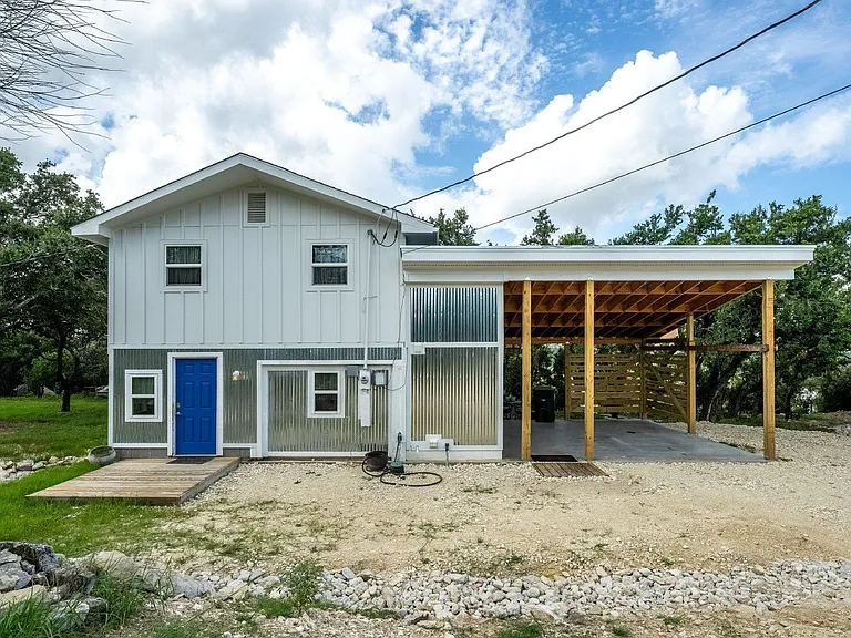 10011 Little Creek Cir — Photo 1