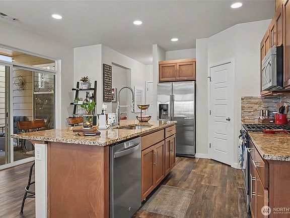 5th image of 17230 117th Avenue E