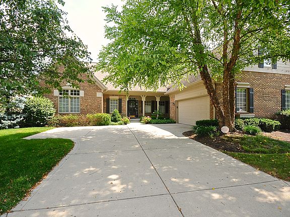 2nd image of 9642 Oakhaven Ct