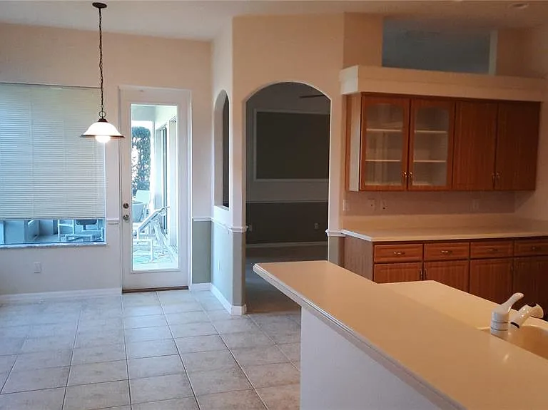 1315 Elli Cir — Photo 10