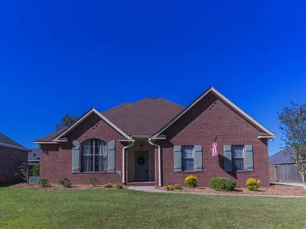 68 High Meadow Cir, Petal, MS 39465