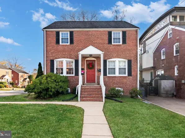 4820 9th St N, Arlington, VA 22203