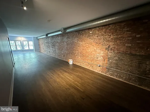 104 S 13th St #6-4, Philadelphia, PA 19107
