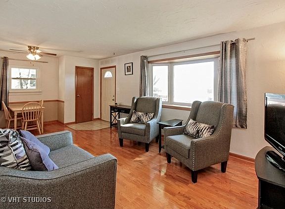 2nd image of 2724 N Elmwood Ave