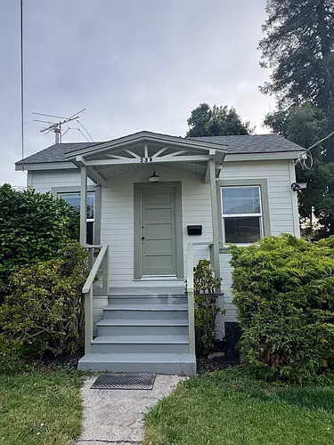 338 Garretson Ave Photo 1