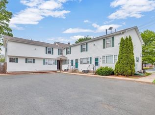 119 Union St APT 3, Westfield, MA 01085
