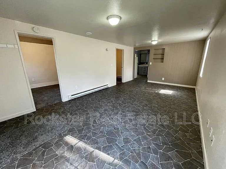 9714 E 6th Ave — Photo 5
