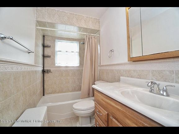 5th image of 305 Hillman Ave