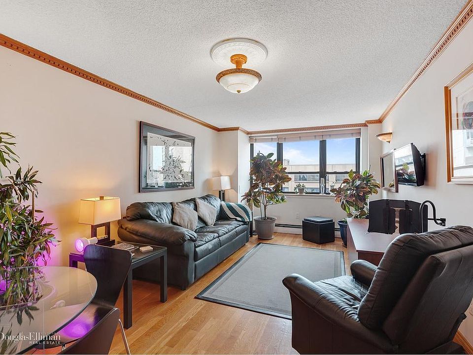 1st image of 220 Manhattan Ave APT 8N