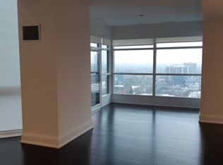 55 Charles St W, Toronto, ON M5S 2W9
