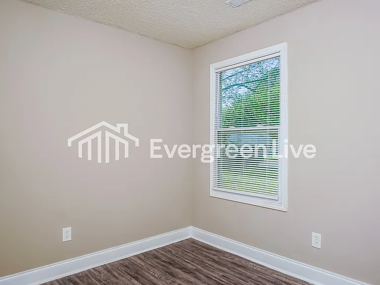 3241 Uvalde Ln NW — Photo 9