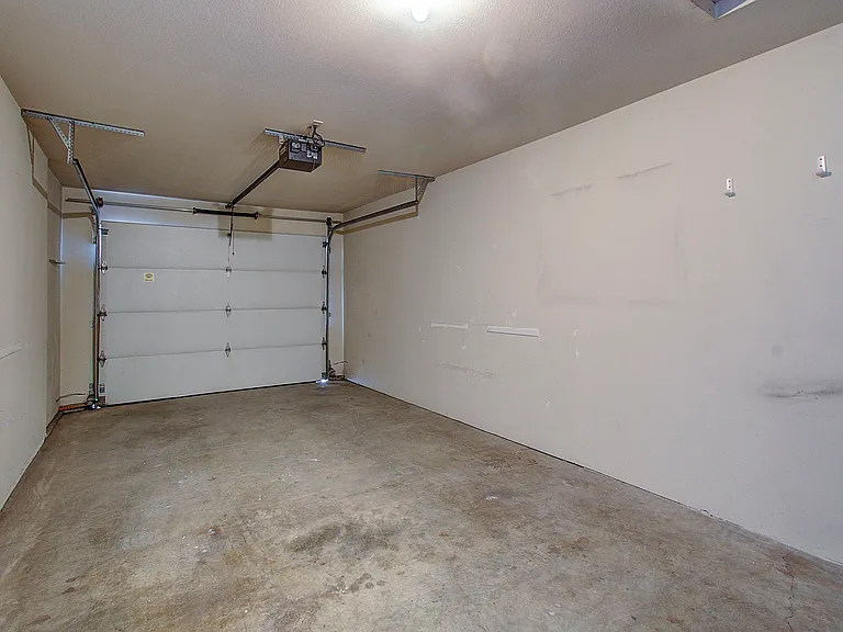 Spacious 1 car garage