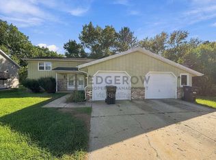 1022 Coral St, Jenison, MI 49428
