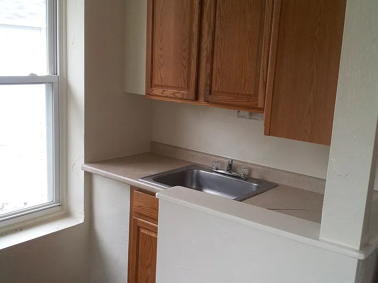 1046 Wilson Pl #2 — Photo 4