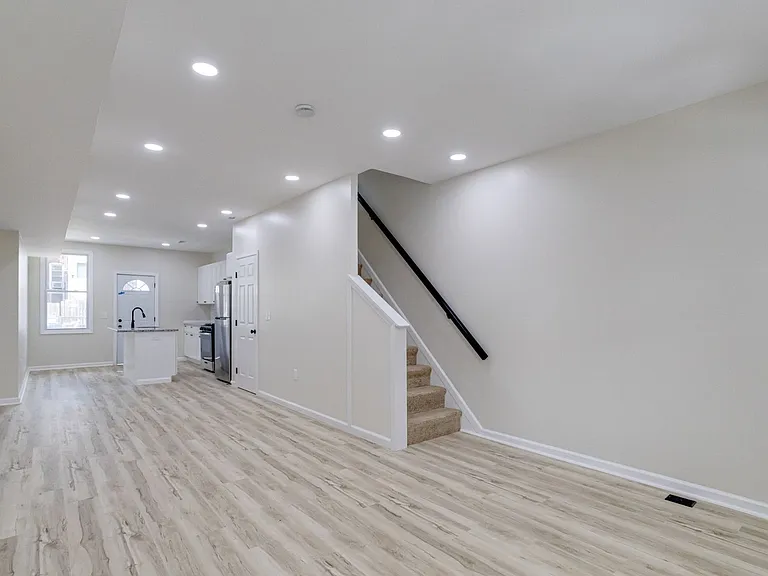 2702 Beryl Ave — Photo 3