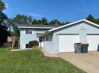 3112 S Cedar Ave, Holmen, WI 54636